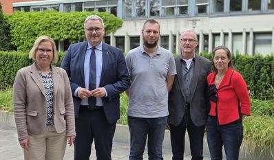 Die Beteiligten Personen vom Tierschutzverein und der Verwaltung hoffen, dass das Projekt Tierheim in naher Zukunft realisiert werden kann.