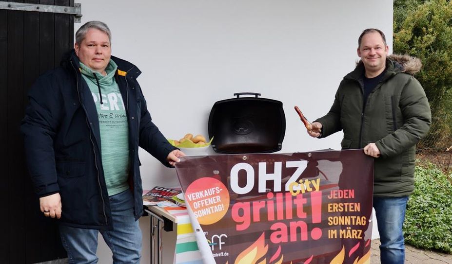 Die Organisatoren Sven Plate (links) und Stefan Molkentin sind bereit.