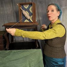 Petra Jaeschke wird das Theaterstück auf ganz besondere Weise vorführen.