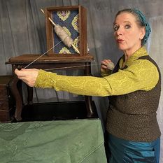 Petra Jaeschke wird das Theaterstück auf ganz besondere Weise vorführen.