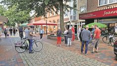 Die Grünen kommen mit interessierten und besorgten Bürger:innen ins Gespräch.