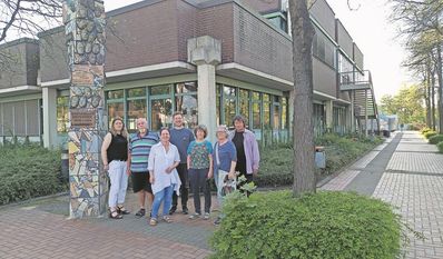 Maren Meinke (v. li.), Reinhard Bussenius, Susanne Mrugalla, Pascal Mennen, Elisabeth Dembowski, Marion Kaiser und Ingolf Lienau tauschten sich aus.