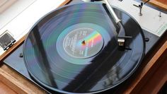 Bei vielen liegen noch alte Schallplatten herum - nun ist die beste Zeit, diese loszuwerden.