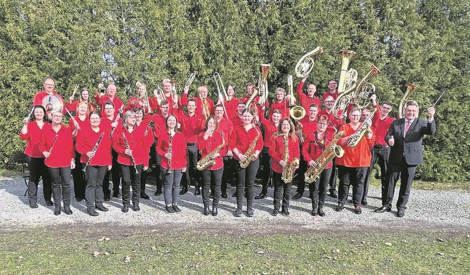 Das Blasorchester wird einen Mix aus neuen und alten Titeln spielen.