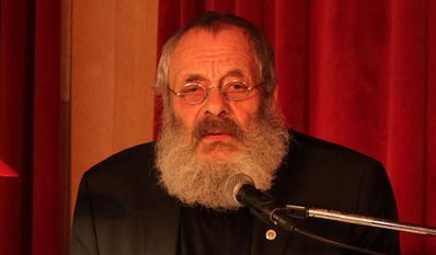 „Harry Rowohlt hat einen Weg gefunden, frei zu sein und das zu tun, was er tun wollte“, so der Biograf Alexander Solloch.