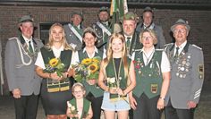Die amtierende Königsfamilie freut sich auf ein schönes Fest.