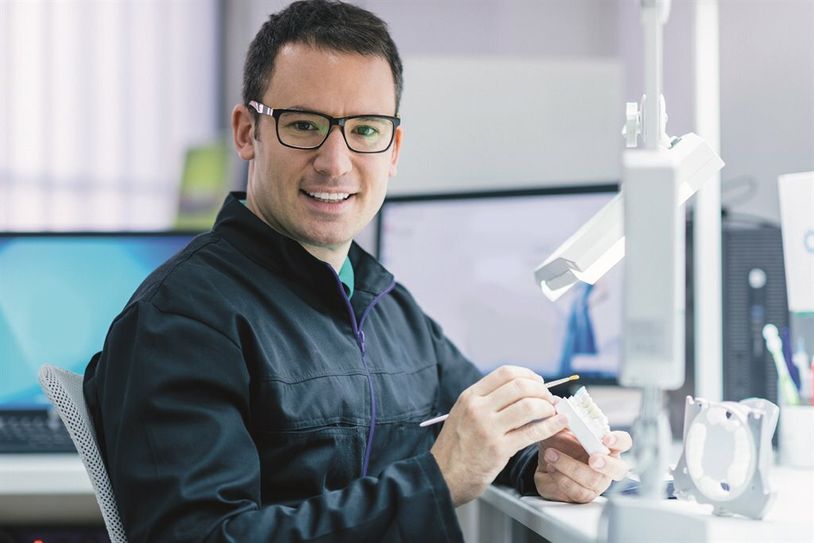 Der traditionelle Ausbildungsberuf punktet mit einer abwechslungsreichen und krisensicheren Zukunft. Foto: ZVDH/akz-o