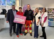 Tammo Löffler (DRK), Nicole Koch (Mobile Retter), Nils Neubauer (DLRG), Nadine Otto und Susanne Behnke (beide dm).