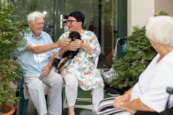 Wollen Lilienthaler Jugendliche zum Tanzen bringen: Regine Moll, Thea Klene, Viola Bürgy und Mia Waehneldt (v.l.)