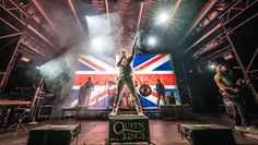 Die Dead Rock Pilots sind eine leidenschaftliche Cover-Rockband, die mit energiegeladenen Shows das Publikum begeistert.