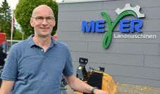 Für den privaten Gartenbesitzer hat sich Meyer auf Husqvarna Mähroboter spezialisiert.