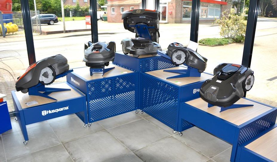 Für den privaten Gartenbesitzer hat sich Meyer auf Husqvarna Mähroboter spezialisiert.