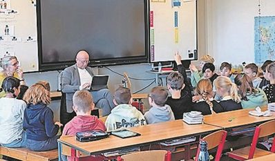 Michael Hannebacher stellte sich den Fragen der Kinder.