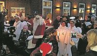 Auf der Bühne, in der Kirche und im Ludwig-Harms-Haus gibt es ein tolles Programm, und auch der Weihnachtsmann kommt vorbei.