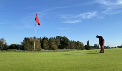 Nach der erfolgreichen Premiere möchten das SOS-Kinderdorf und der Golfclub Lilienthal den Charity-Golfcup wiederholen. Foto: eb