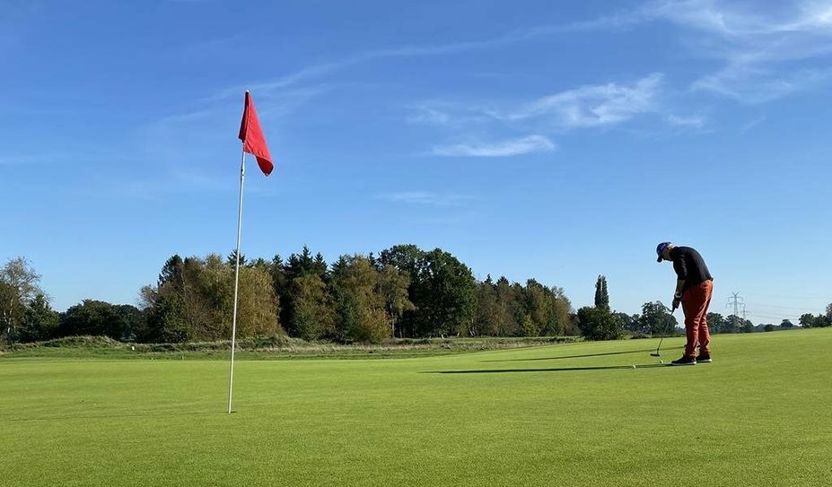 Nach der erfolgreichen Premiere möchten das SOS-Kinderdorf und der Golfclub Lilienthal den Charity-Golfcup wiederholen. Foto: eb