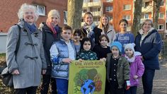 Alle zwei Wochen treffen sich die Scharmbecker „Welt-Kids“ in der Drosselstraße 7, um gemeinsam zu lachen, zu spielen und bei spannenden Aktionen die Natur Osterholz‘ zu erkunden.