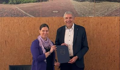 Wiebke Osigus und Torsten Rohde freuen sich auf die Zusammenarbeit des Ministeriums und der Stadt.