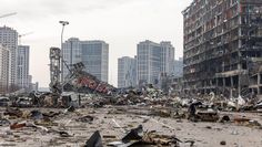 Ein zerstörtes Shoppingcenter in Kyiv (Kiew).