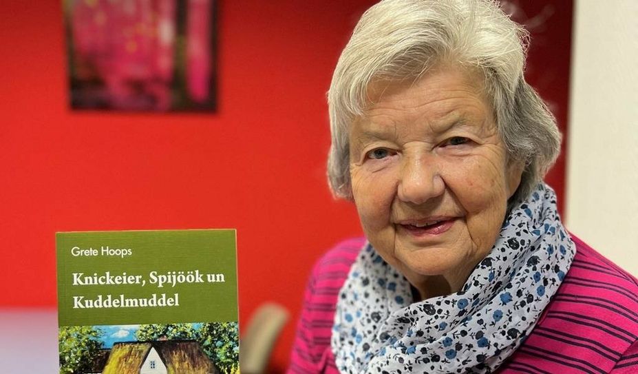 „Mitümmer kummt doch allns op eenmal“ - und was dann passiert erzählt Greete Hoops seit über 20 Jahren.