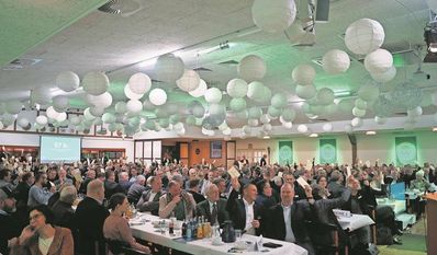 Rund 400 Mitglieder und Gäste kamen jüngst auf Einladung der RAISA in Harsefeld zusammen.