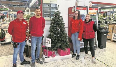 Azubis aus dem habebaumarkt Bremervörde sammeln während der Adventszeit Spenden.