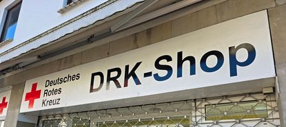 Der neue Standort des DRK-Shops befindet sich in der Kirchenstraße 13 (Fußgängerzone).