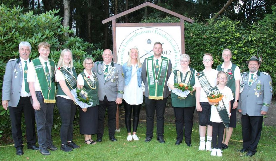 Die amtierende Königsfamilie genießt ihre Königswürde noch ein letztes Mal in vollen Zügen, bevor beim Schützenfest neue Majestäten gesucht werden.