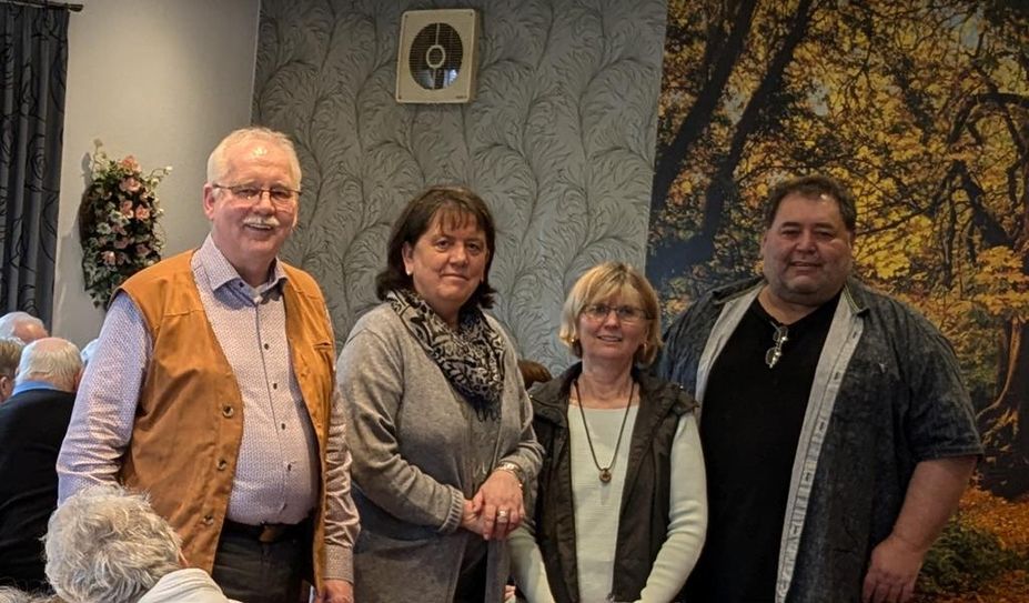 (v. l.) Harald Sommerfeld, Claudia Rebien-Warnke, Heidi Wendelken und Horst Meyer freuen sich über das positive Feedback der Senioren.