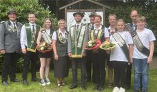 Ein letztes Mal wird das amtierende Königshaus gefeiert, bevor es die Regentschaft abgegeben muss.