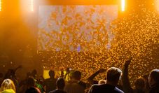 Die Landjugend Pennigbüttel lädt im Juni wieder zur Torfbeat-Party in die Stadthalle.