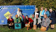 Elf von sechzehn Künstlern, die dabei sind: Helga Weber, Gudrun Kriete, Birte Chmielewski, Ragna Reusch, Meike Thoden, Tania Block, Jörg Masslow, Ulla Voßgröne, Uta Fischer, Egbert Petschke und Angelika von Bonin.