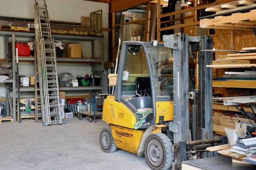 Der Fuhrpark umfasst viele verschiedene Geräte.