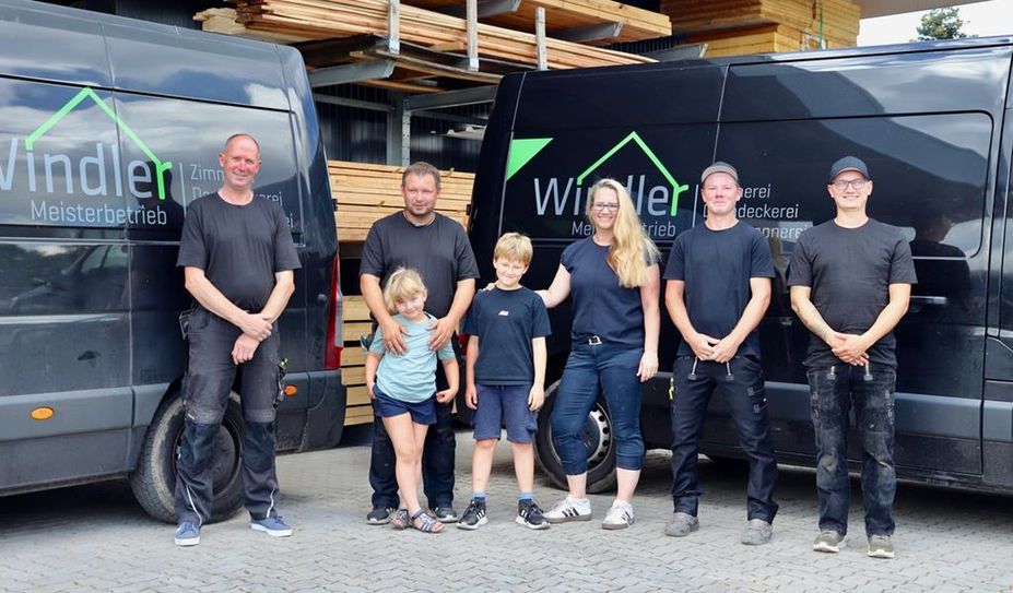 Das Windler-Team: Karsten Kramp, Manfred Windler, Fenja Windler, Jelde Windler, Dana Brünjes, Florian Lemmermann und Hauke Oetjen.