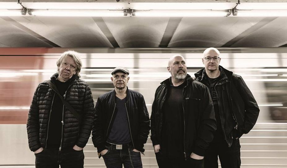 Die Band Rauschflut aus Gnarrenburg hat kürzlich ihr neues Album „Kirmes deluxe“ veröffentlicht. Songs von der CD werden beim „Moor4U“-Festival zu hören sein.