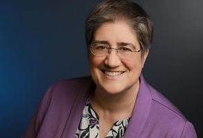 Sabine Preuschoff  tritt die Nachfolge von Dr. Hans Christian Brandy an. Als Regionalbischöfin hat sie die Aufgabe, die evangelisch-lutherische Landeskirche Hannovers in der Region zu repräsentieren.