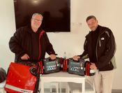 Zwei neue Defibrillator-/Patientenüberwachungs-Einheiten beschaffte das DRK für seine Notarzt-Einsatzfahrzeuge.