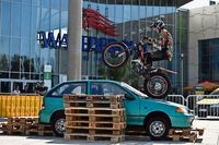 Eine weitere Attraktion sind Motocross-Stunts
