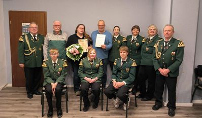 Die Mitglieder freuen sich auf viele weitere Jahre und freuen sich über neue Mitglieder.