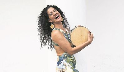 Marcia Bittencourt bringt brasilianische Rhythmen in die Stadt.