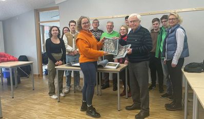 Anhand des neuen Buches über Julius Frank, das vom Focke-Museum veröffentlicht wurde, werden sich die Schüler:innen der IGS Lilienthal mit dem Schicksal der jüdischen Familie beschäftigen. Foto: eb