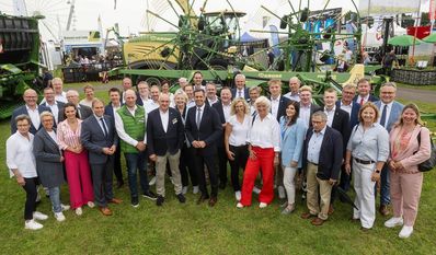 Selbstverständlich ist die regionale und niedersächsische Politik bei der Eröffnung anwesend.