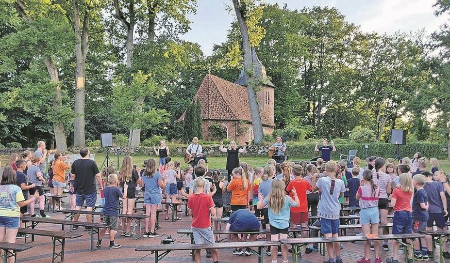 Bei der Kinderfreizeit in Oese stehen gemeinsame Unternehmungen und viel Spaß auf der Tagesordnung.