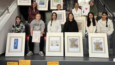 Farbenfroh, fantasievoll und voller Ideen - das ist der neue Schulkalender.