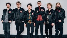 Die Band hat bereits einige Male bei der Veranstaltung auf der Freilichtbühne gespielt.