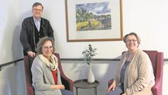 Freuen sich über die Ausstellung: Dr. Lüder Dörgeloh (Förderverein), Kerstin Malnati (Herz am Markt) und Iris Köster (Förderverein).