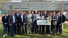 Zahlreiche Vertreter der Landwirtschaftskammer, der Landwirtschaft, der beteiligten Landkreise, der Politik sowie des Koordinationszentrums Moorbodenschutz und des Regionalmanagements waren anwesend.