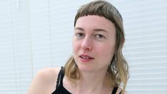 Die Gewinnerin des Stipendiums Julia Kliehmann freut sich mit Menschen in den Austausch zu gehen.