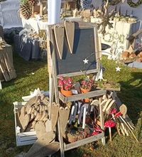 Verschiedene Dekorationsartikel können von den Besuchenden erworben werden.