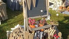 Verschiedene Dekorationsartikel können von den Besuchenden erworben werden.